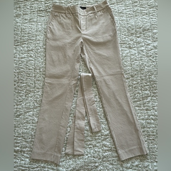 Pinstripe Belted Ankle Pants by Jones New York Beige & White Size Small - Picture 3 of 9